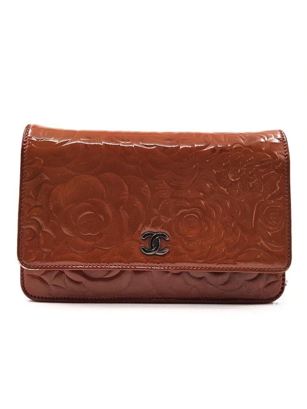 Fapis Chanel Patent Camellia Woc #352422F64B